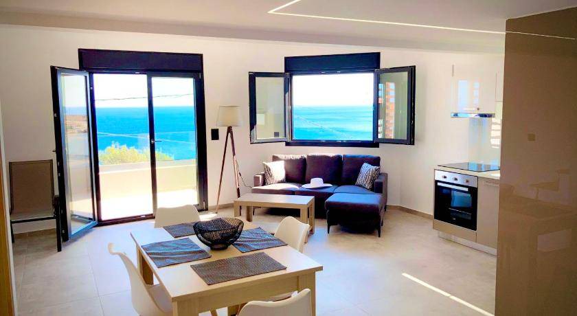 Archanes-Asterousia Resort | 100 m² Resort ∙ 3 bedrooms ∙ 7 guests
