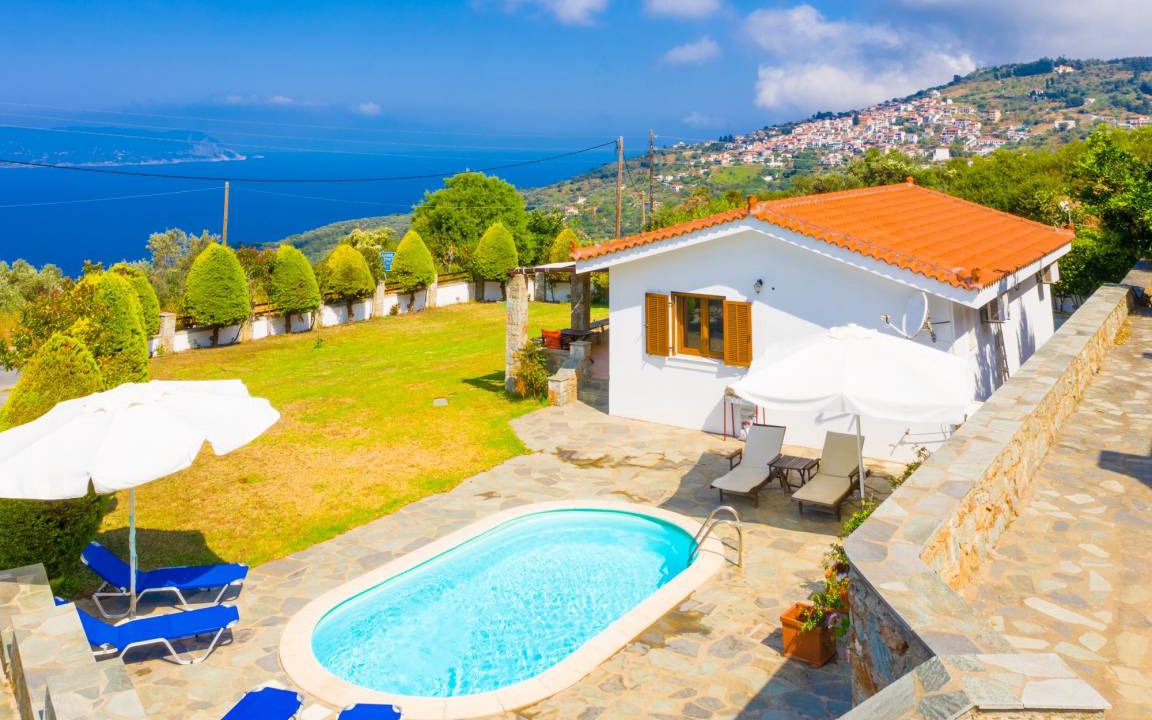 Glossa Villa | 100 m² Villa ∙ 4 bedrooms ∙ 8 guests