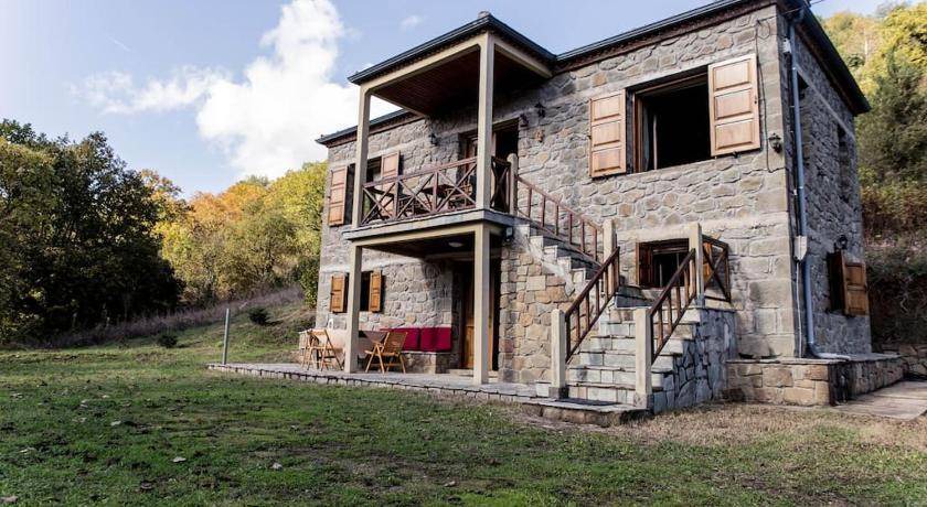 Pyli House | 105 m² House ∙ 3 bedrooms ∙ 5 guests