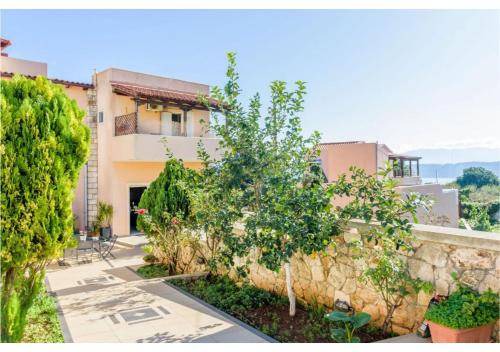 Pitharion Apartment | 110 m² Apartment ∙ 2 bedrooms ∙ 4 guests