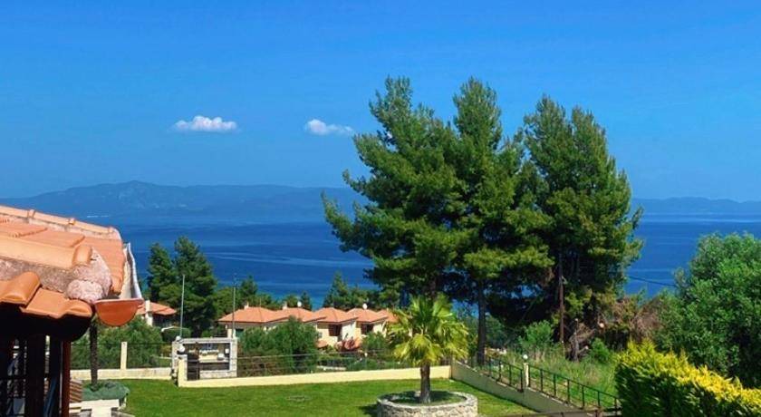 Paliouri Villa | 130 m² Villa ∙ 3 bedrooms ∙ 8 guests