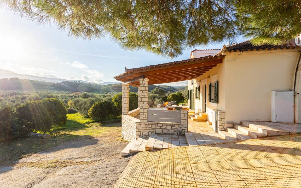 Messini House | 148 m² House ∙ 2 bedrooms ∙ 7 guests