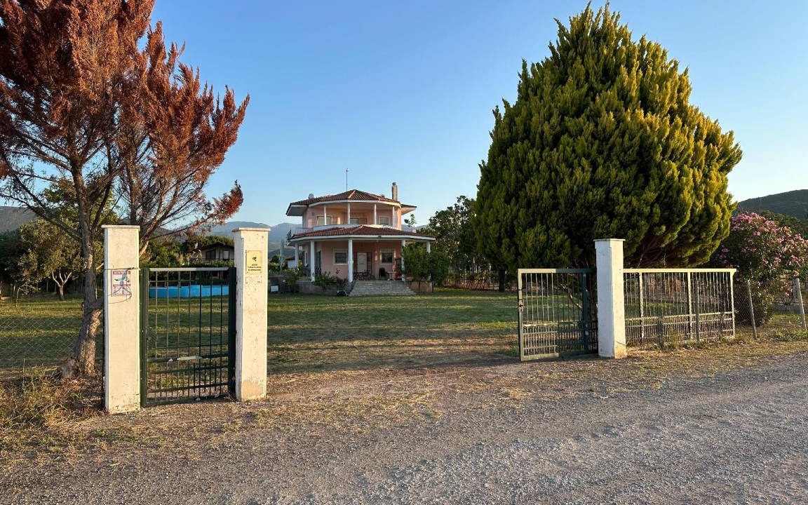 Stylida House | 150 m² House ∙ 4 bedrooms ∙ 8 guests