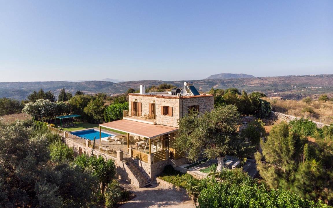 Embrosneros Villa | 160 m² Villa ∙ 4 bedrooms ∙ 8 guests