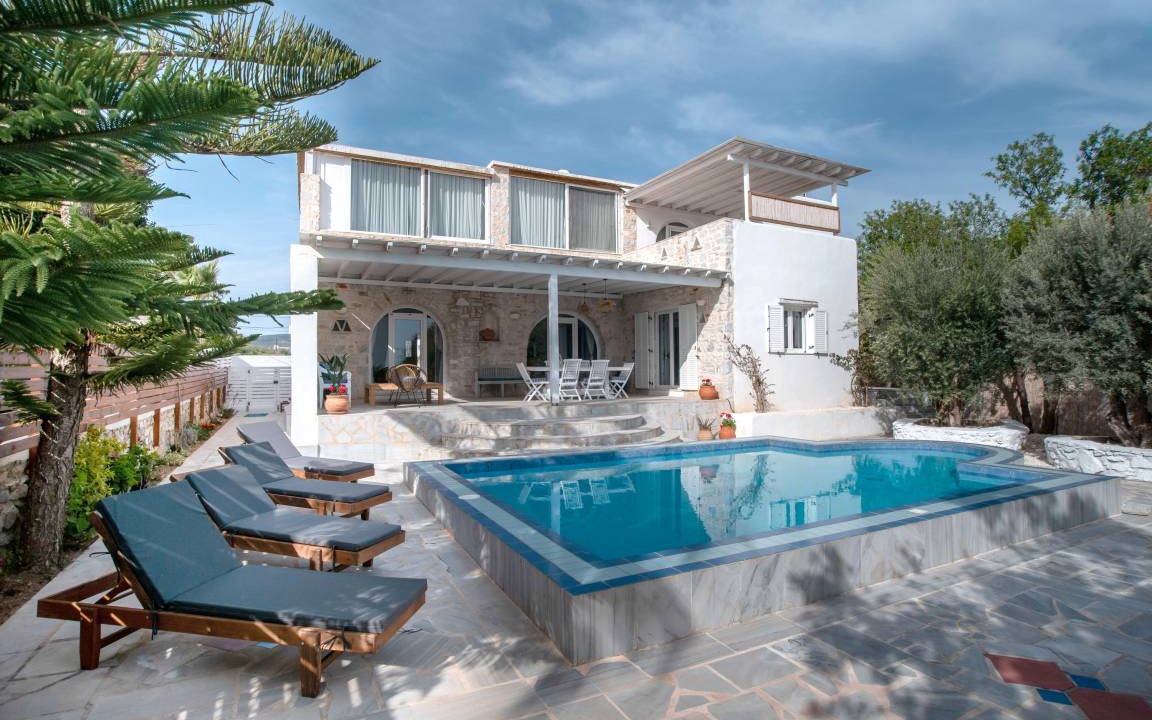 Aliki House | 167 m² House ∙ 2 bedrooms ∙ 6 guests