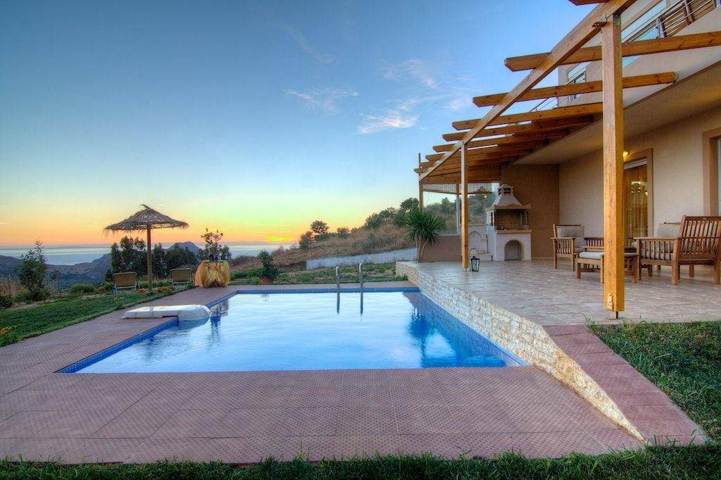 Agios Vasileios Villa | 175 m² Villa ∙ 4 bedrooms ∙ 12 guests