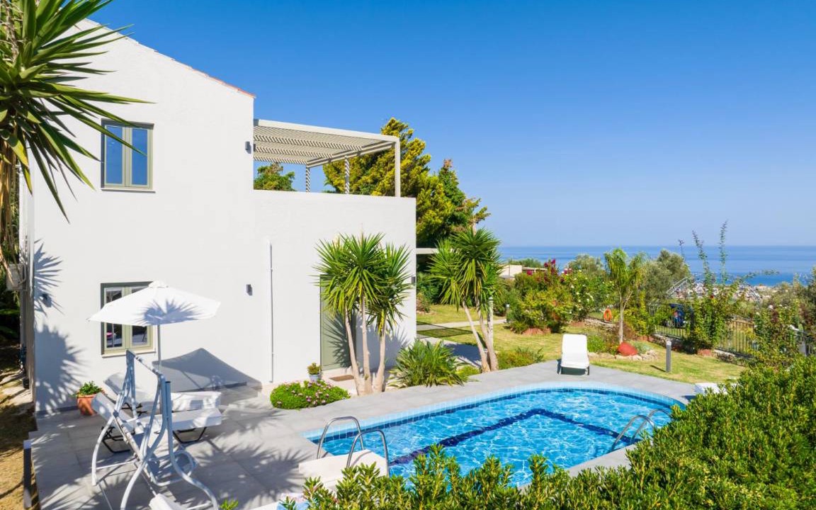 Maroulas Villa | 180 m² Villa ∙ 2 bedrooms ∙ 6 guests