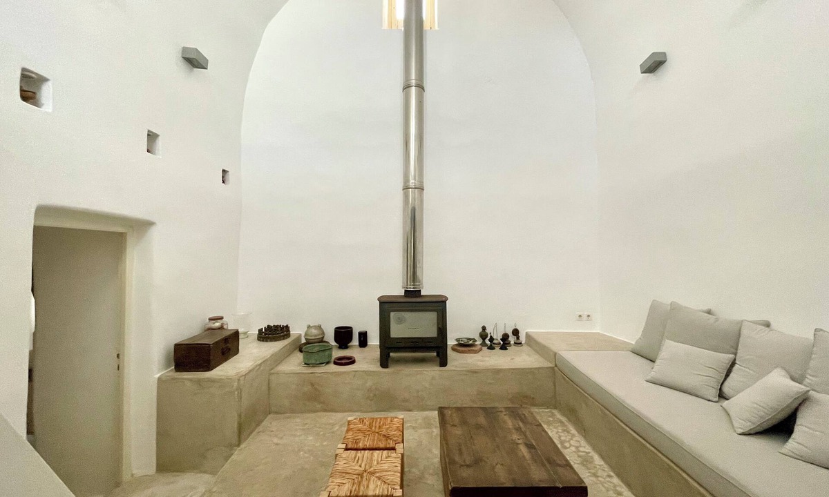 Kithira Villa | 19th Century Vaulted Villa