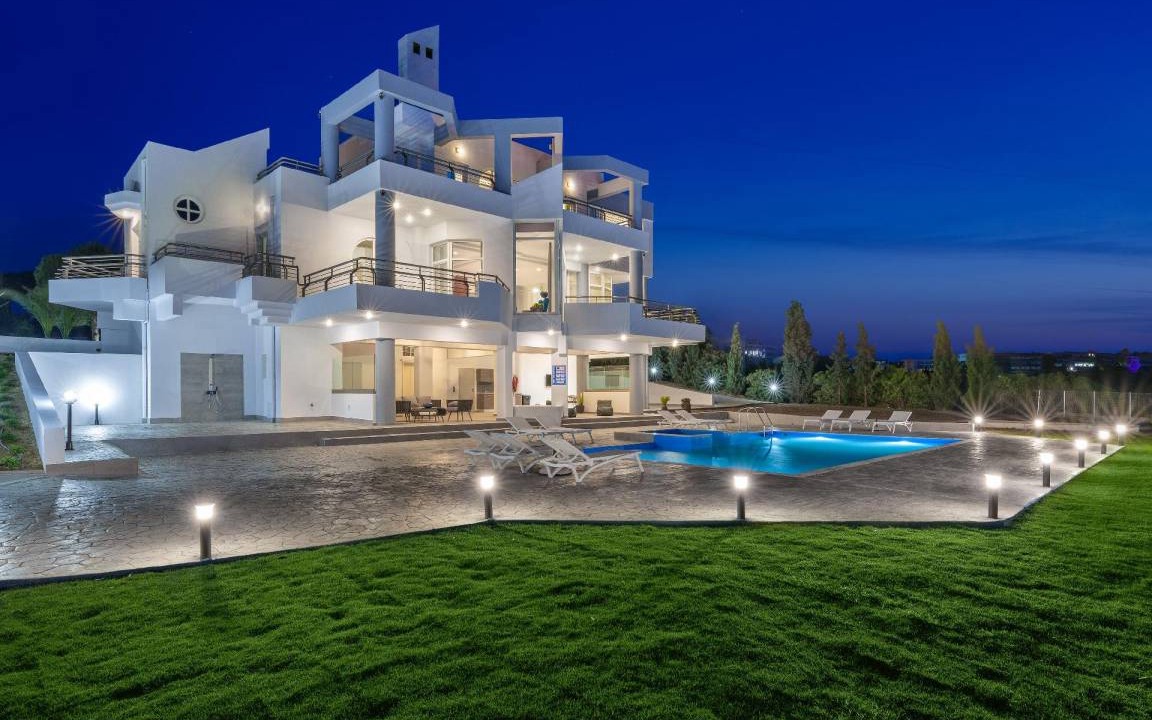 Ixia House | 200 m² House ∙ 5 bedrooms ∙ 12 guests