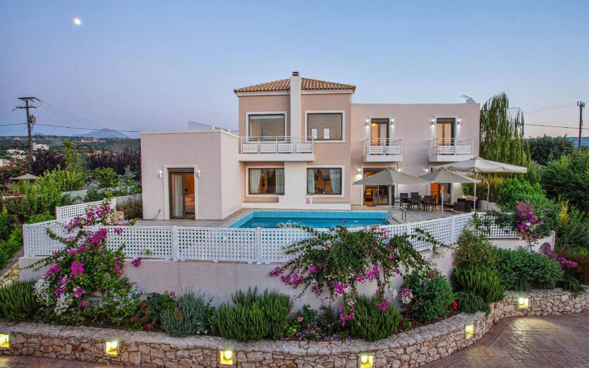 Skouloufia House | 230 m² House ∙ 4 bedrooms ∙ 8 guests