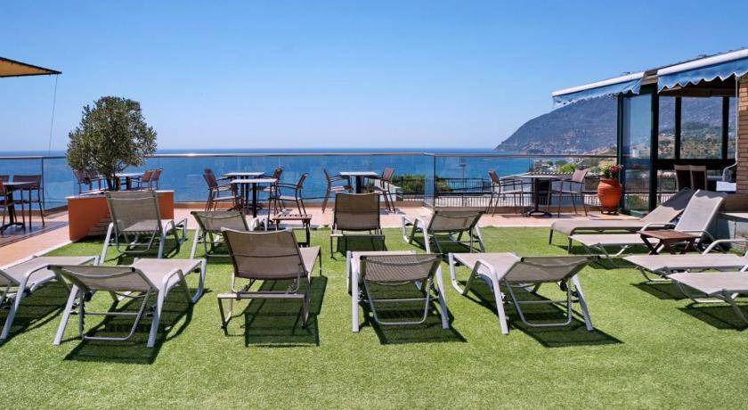 Plomari Hotel | 25 m² Hotel ∙ 2 guests