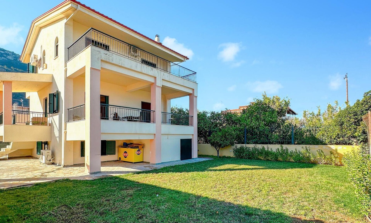 Corinthia Region House | 3 bedroom nice home in Xylokastro