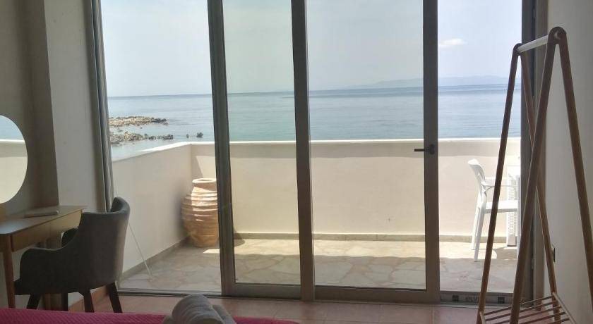 Stoupa Bed & Breakfast | 30 m² Bed and breakfast ∙ 2 bedrooms ∙ 5 guests