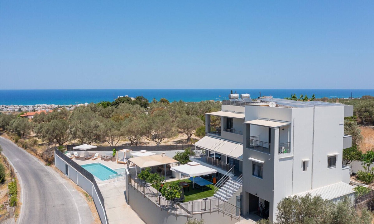 Xiro Chorio Villa | 3A's 3 bedroom luxury villa near Rethymno & all amenities