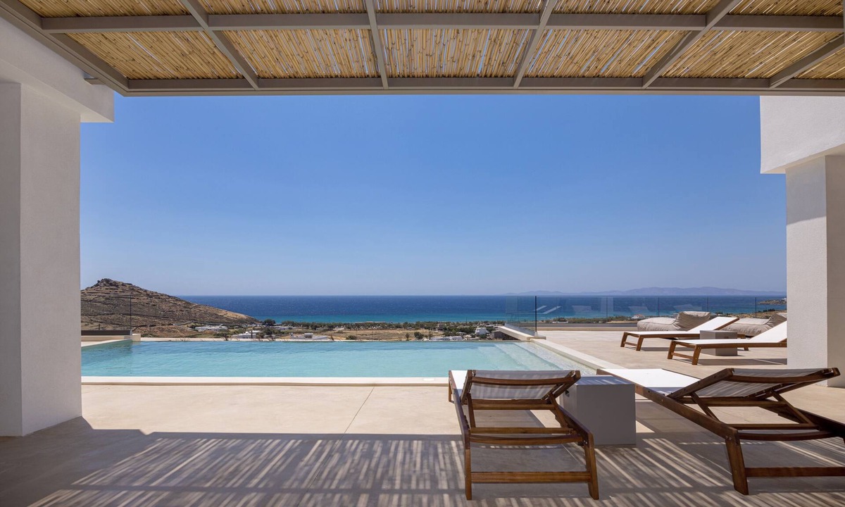 Agios Fokas Apartment | 4 BDR Sea View House with private Pool | Terra Gres