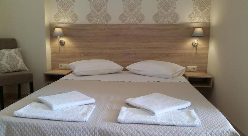 Nea Alikarnassos Apartment | 40 m² Apartment ∙ 7 guests