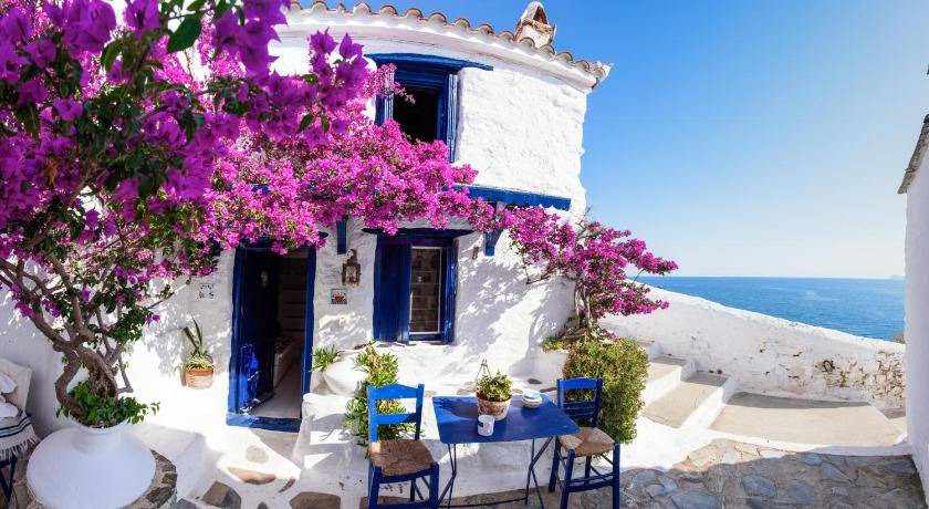 Skopelos House | 45 m² House ∙ 3 guests