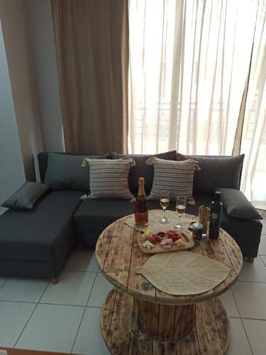 Petaloudes Apartment | 50 m² Apartment ∙ 1 bedroom ∙ 4 guests