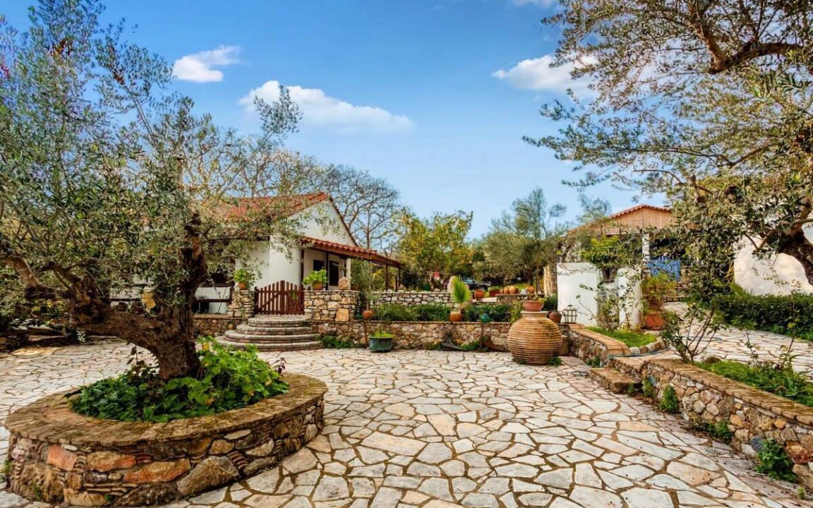 Aipeia House | 50 m² House ∙ 4 bedrooms ∙ 8 guests