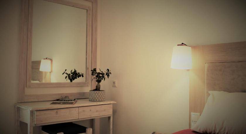 Plomari Apartment | 50 m² Serviced apartment ∙ 4 guests