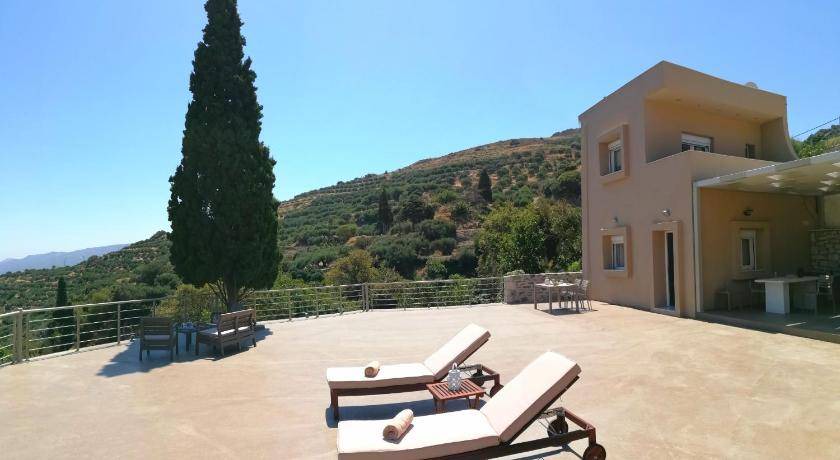 Pefki Villa | 50 m² Villa ∙ 1 bedroom ∙ 4 guests