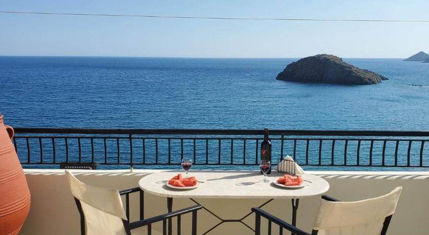 Crisostomos Apartment | 60 m² Apartment ∙ 3 bedrooms ∙ 8 guests