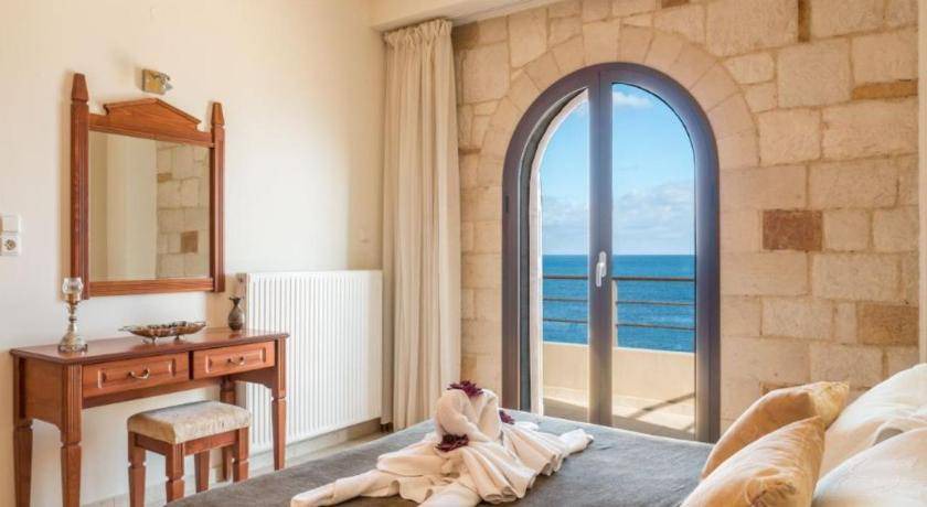 Kolymbari Apartment | 70 m² Apartment ∙ 2 bedrooms ∙ 10 guests