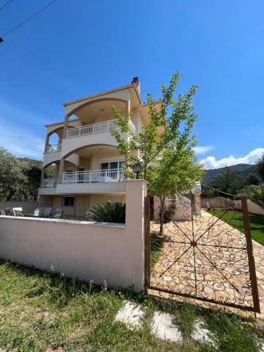 Skala Rachoniou House | 75 m² House ∙ 2 bedrooms ∙ 6 guests