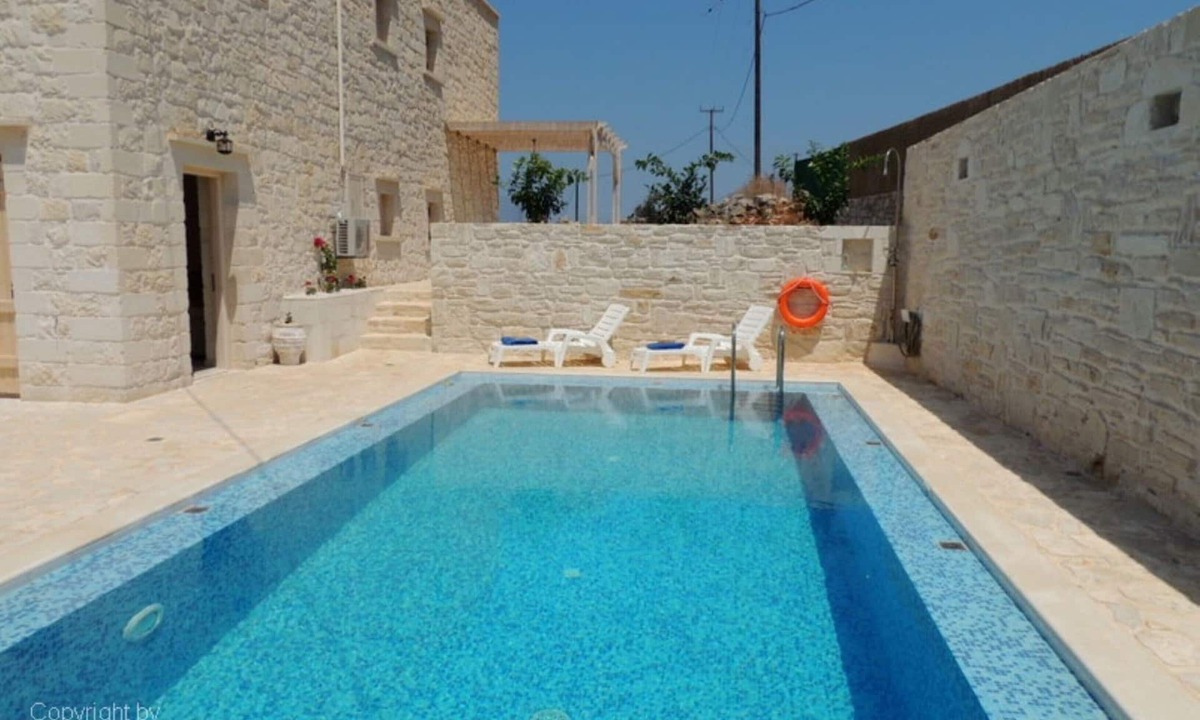 Apokoronas Villa | A charming 3 bedroom stone villa w/privacy, private pool & fantastic sea views.