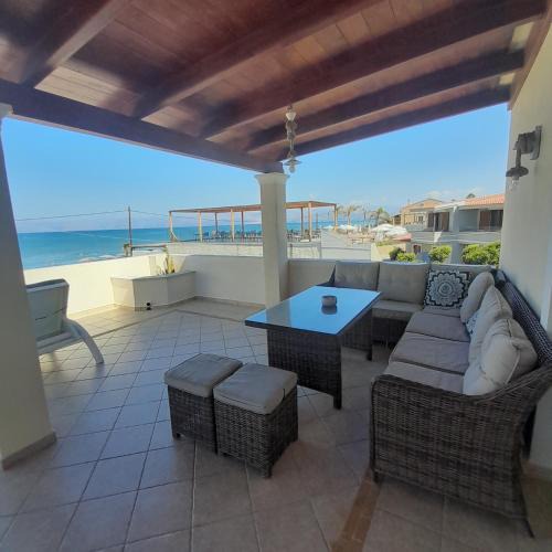 Acharavi Villa | Acharavi, villa next to the beach