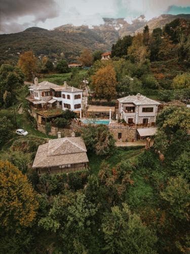 Mouresi House | Adama