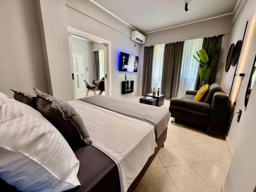 Psirri Apartment | AES Athenean Elegance Suites - Historic Center