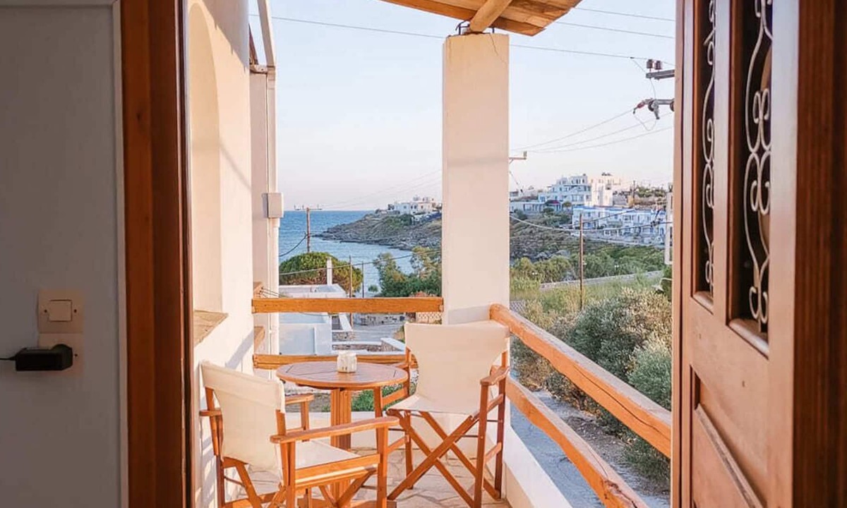 Seaview | Megas Gialos