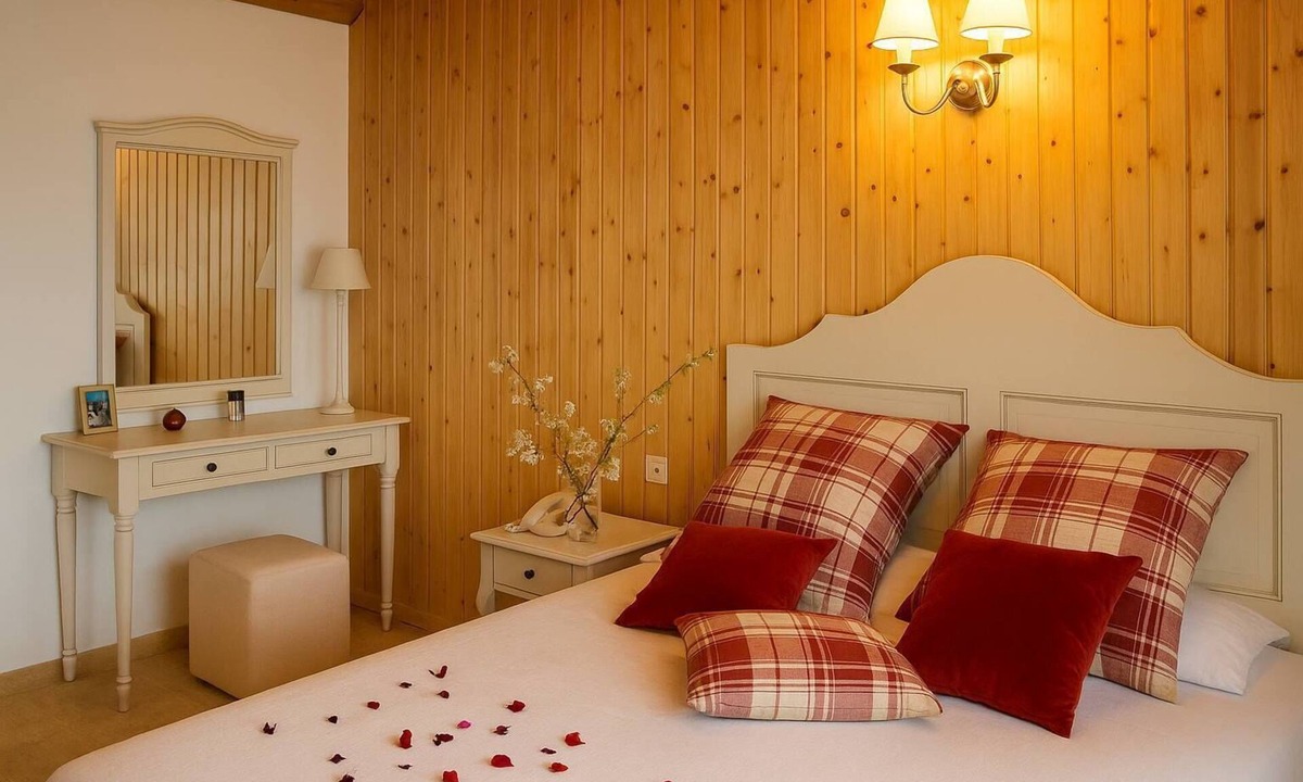 Tsivlos Apartment | Aithra Boutique Hotel Comfy Double w/Lake View