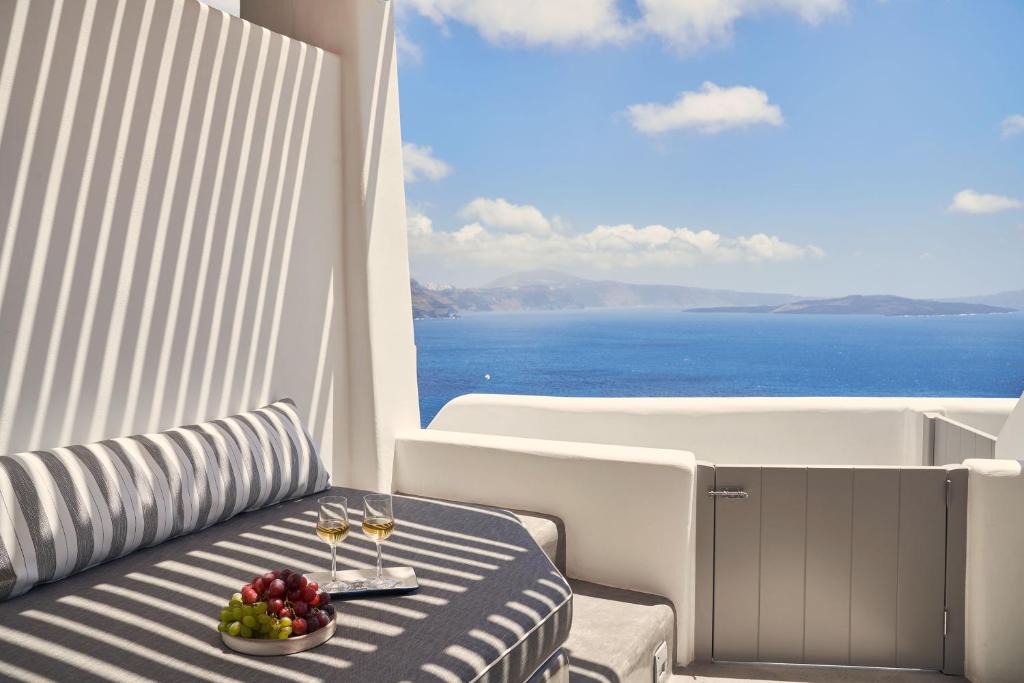 Oia Villa | Alisaris Cave Suites