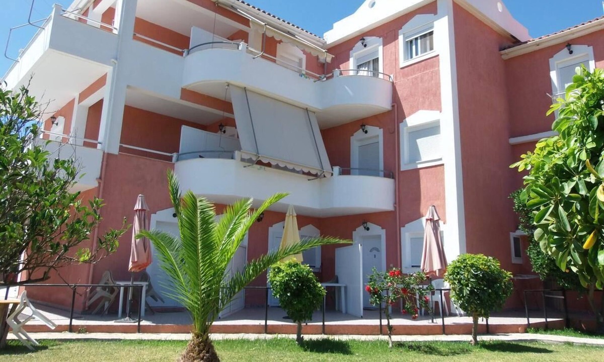 Spartia Hotel | Amazona Apartments and Studios