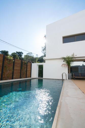 Vari Villa | Amuse Athens Villa
