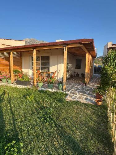 Palaiopoli House | Ana Maria Boutique House