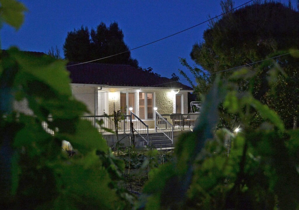 Katastari House | Anastasia 3-bedrooms Holiday House, in Katastari