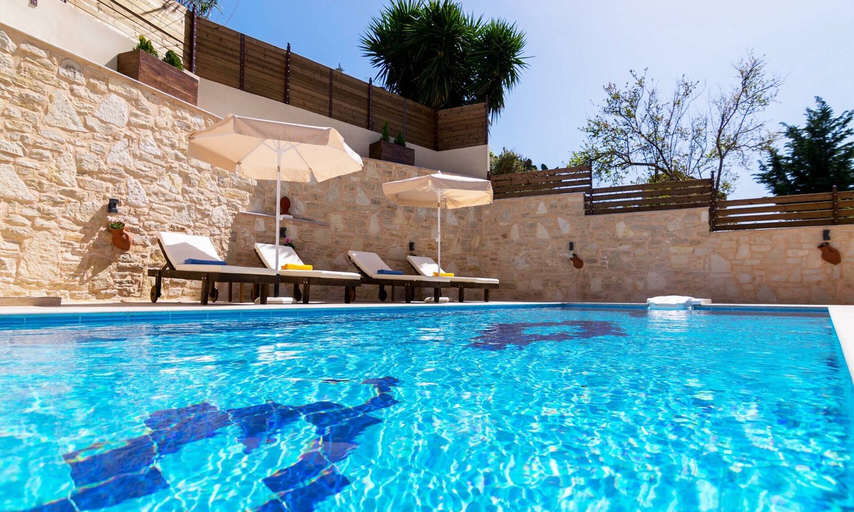 Amnatos Apartment | Anemeli apartment, Private & Kids pool, Local tavern