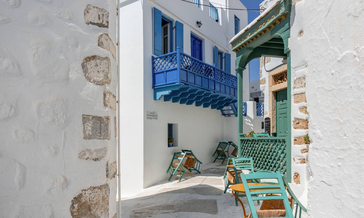 Astypalaia House | Apartment 'For Seven' with Balcony and Wi-Fi