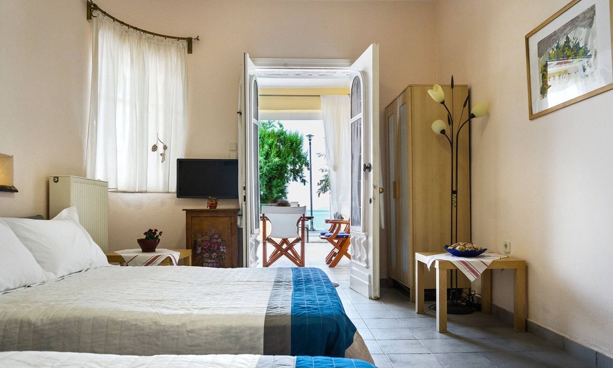 Neoi Epivates Apartment | Apartment Irene Seafront
