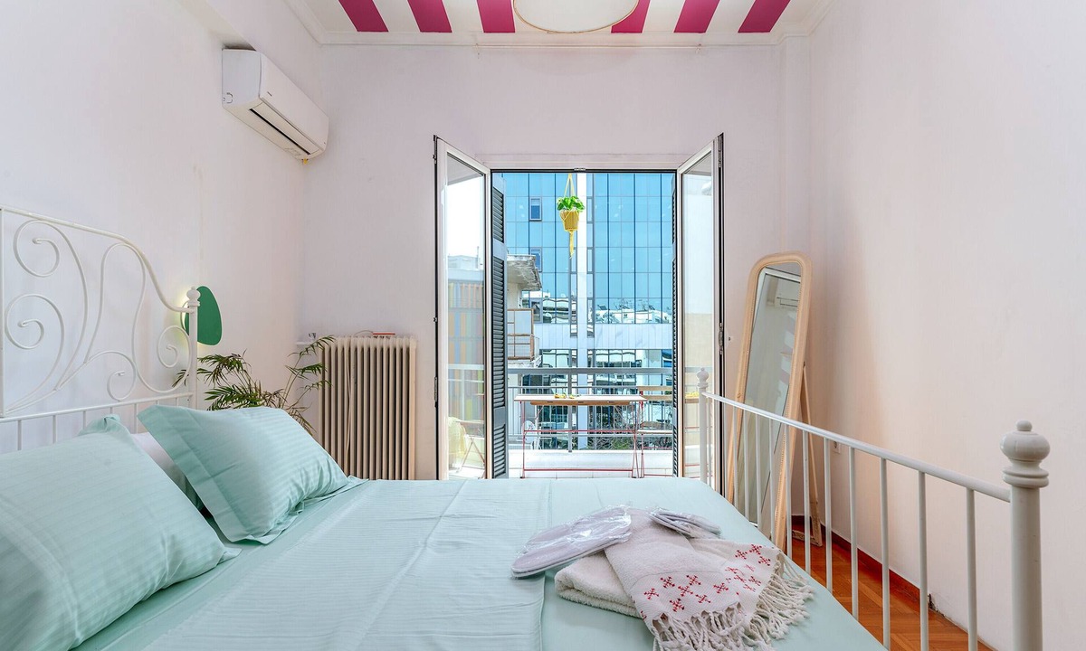 Kallithea Apartment | Apartment 'Modern Cosy' with Private Terrace, Wi-Fi and Air Conditioning