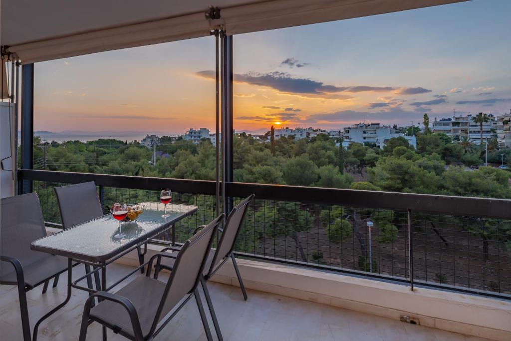 Voula Apartment | Archer - Sea view apartment