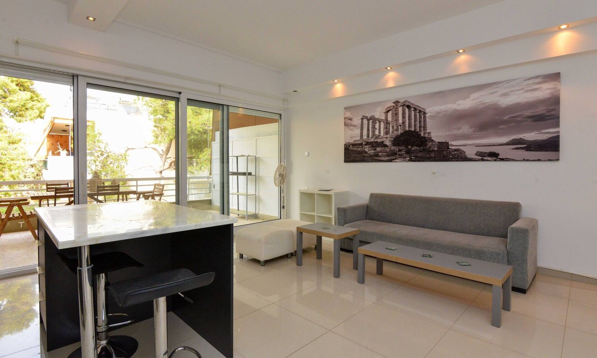 Varkiza Apartment | Athenian Riviera Vari next to the beach