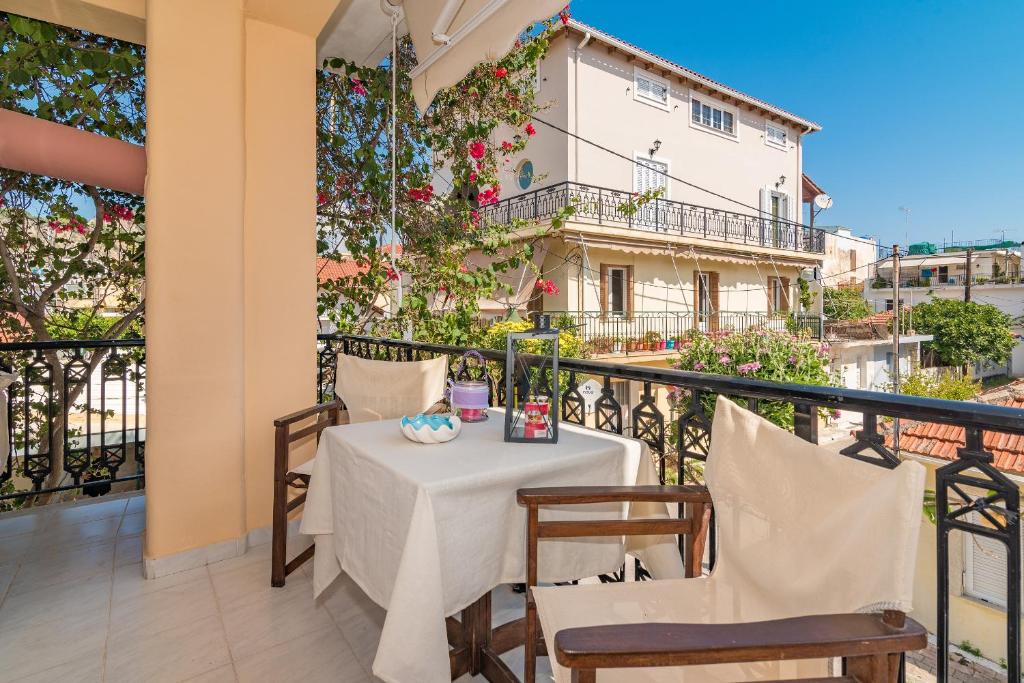 Zakynthos Apartment | Athina's Maisonette