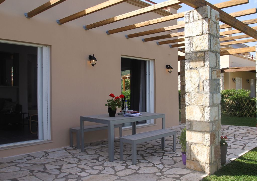 Platanitis Villa | Beach Front Villa With Private Pool