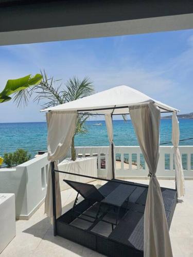 Kalyves Apartment | Beachfront luxury suite