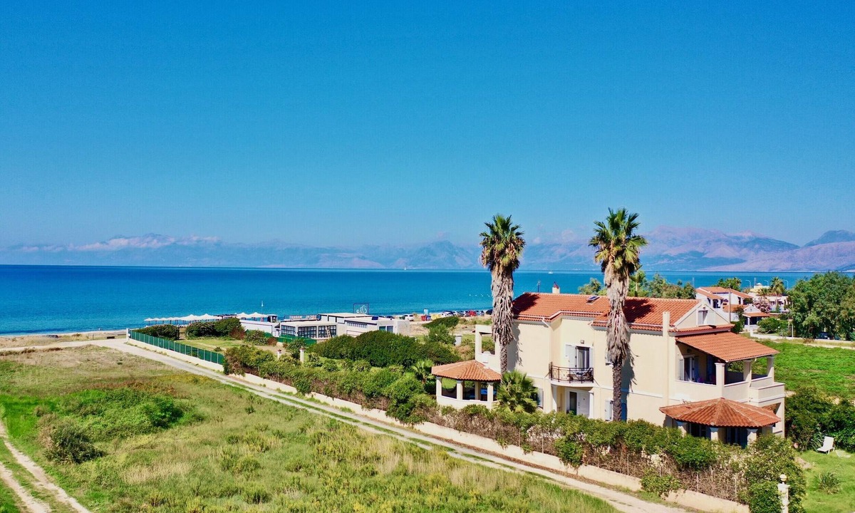 Almiros Beach Villa | Beachfront Villa JustRelax with private pool