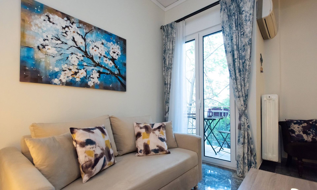 Nea Smirni Apartment | Blue Ark Athenian Nest
